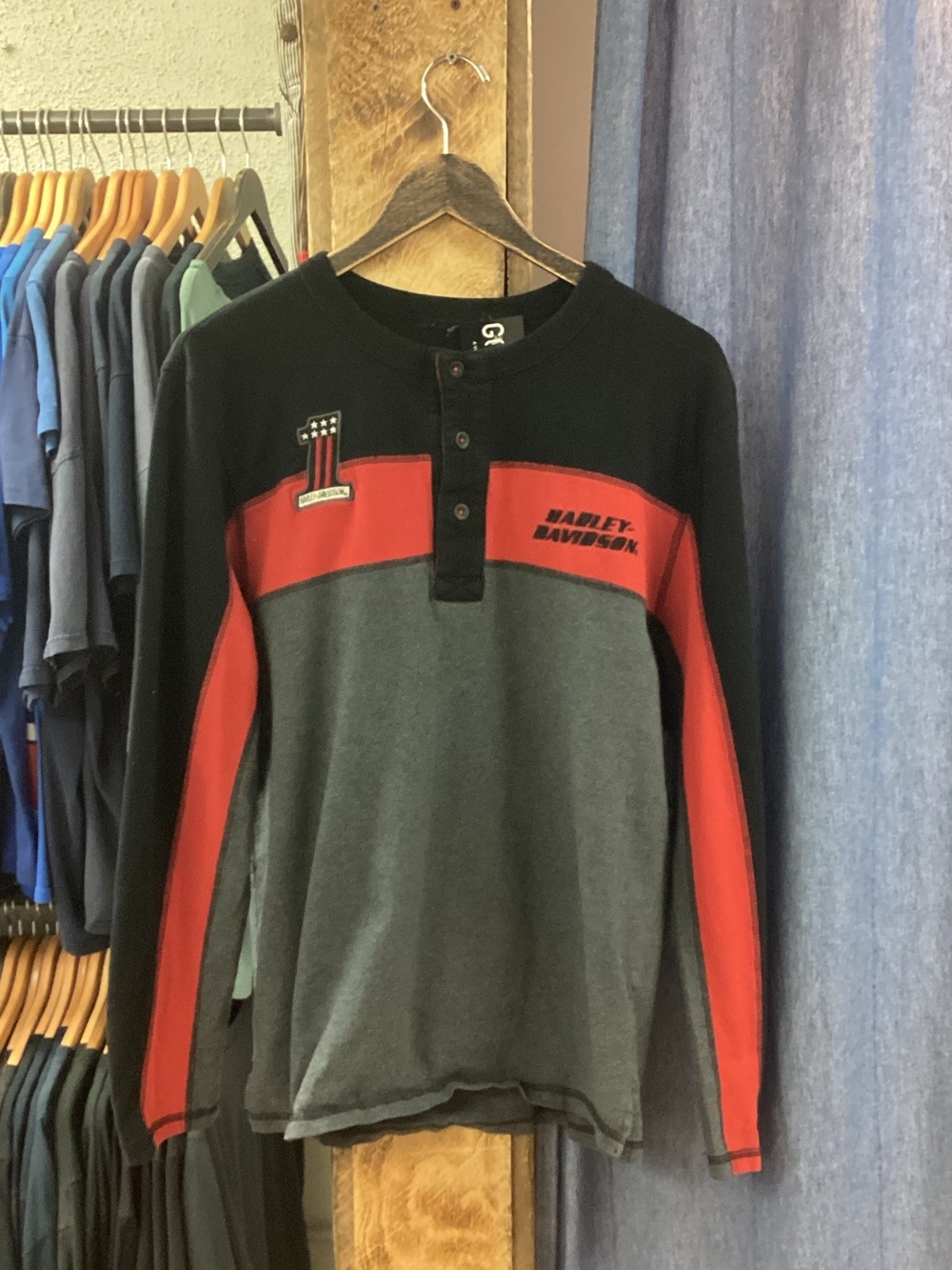 Vintage Harley-Davidson Black Long Sleeve Henley